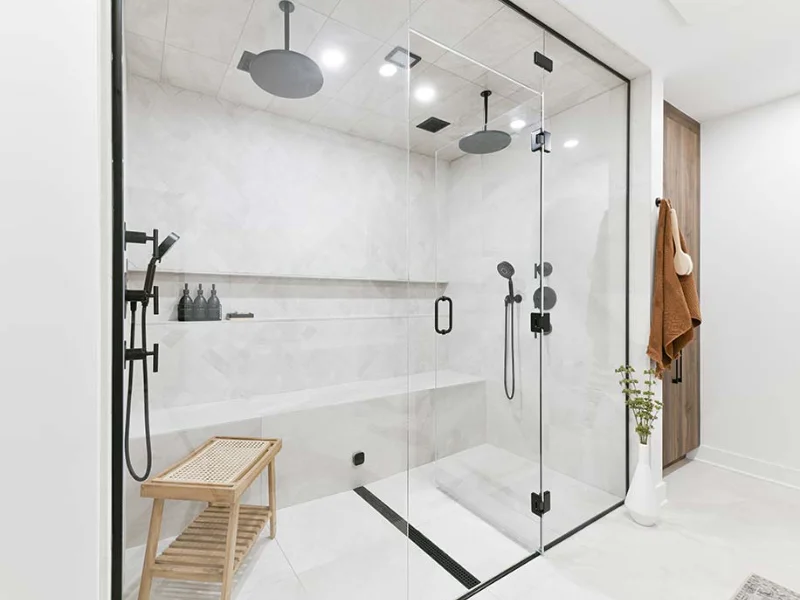 Douche en verre sur mesure - design moderne